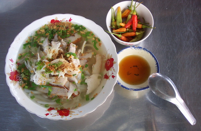 Bánh canh Bà Phụng